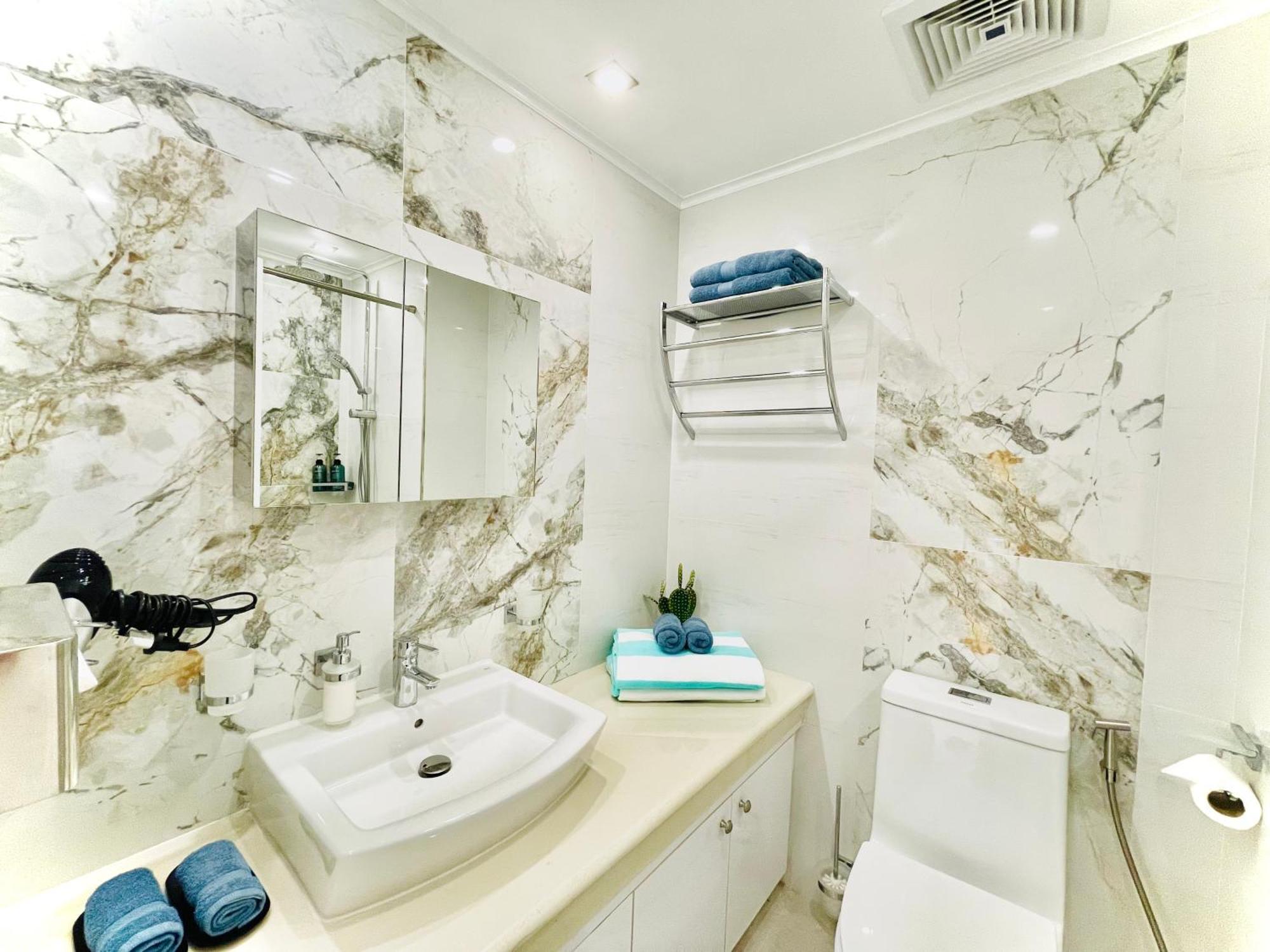 Апартаменты Sophisticated Oceanview Studio In La Mirada Мактан Экстерьер фото